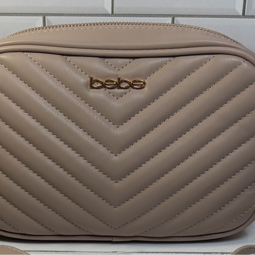 Bebe Quilted  Tyler Camera Crossbody Dusty Rose - Picture 10 of 12
